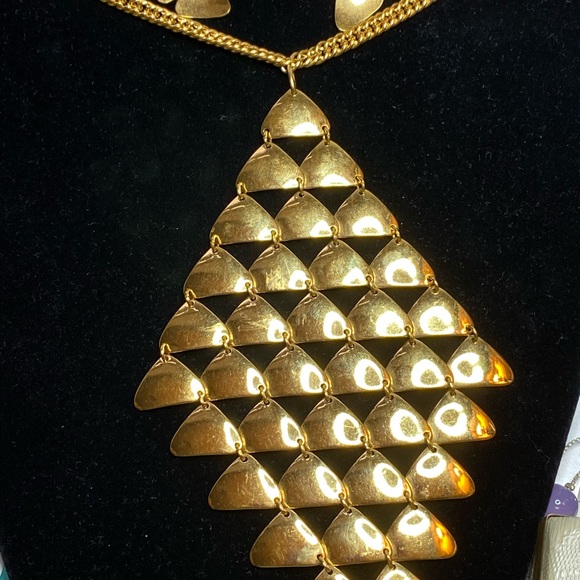 Vintage Vendome Couture, Diamond Shape, Fish Scales, Bib Necklace & Earrings Set - Picture 7 of 13